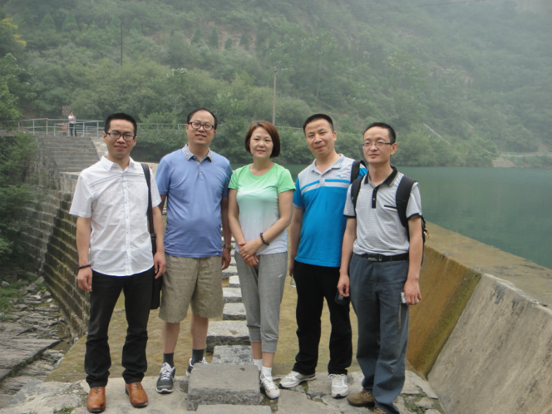 Image Hover Img